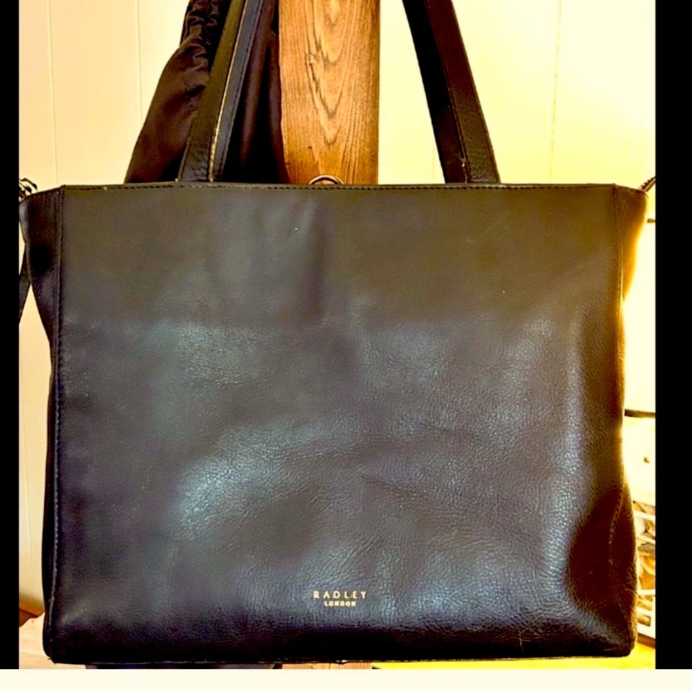 RADLEY LONDON Black Leather Tote Bag 💙